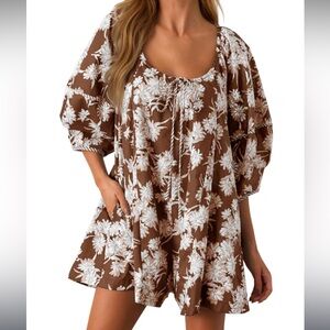 Cicy Bell Floral Romper Loose Scoop Neck Lantern Sleeve Short Jumpsuit